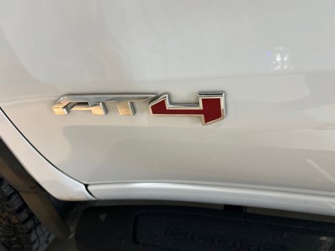 Used 2023 GMC Sierra 1500 AT4 w/ AT4 Premium Package image 12