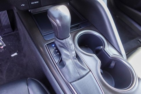 Used 2021 Toyota Camry SE image 19
