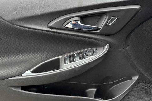 Used 2023 Chevrolet Malibu LT image 11