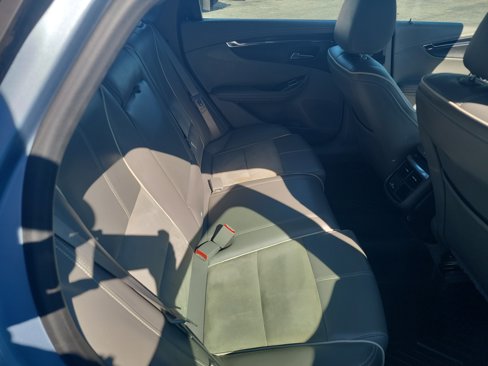 Used 2015 Chevrolet Impala LT image 25