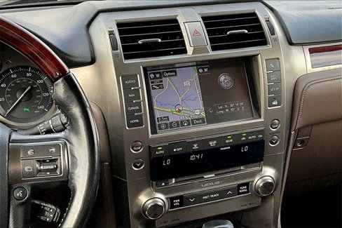 Used 2016 Lexus GX 460 image 6