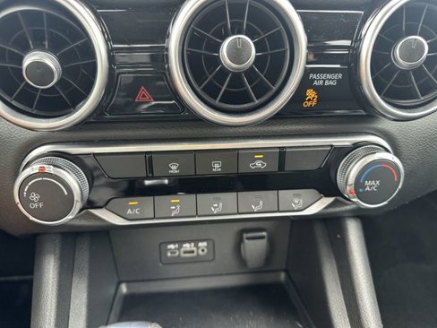 Used 2022 Nissan Sentra SV image 14