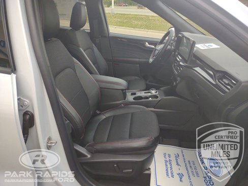 New 2025 Ford Escape ST-Line Elite w/ Tech Pack #2 image 38