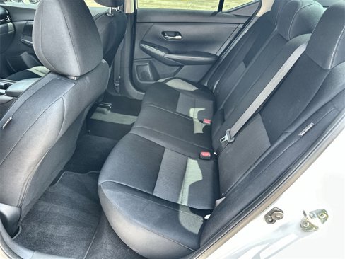 Used 2022 Nissan Sentra SV image 16