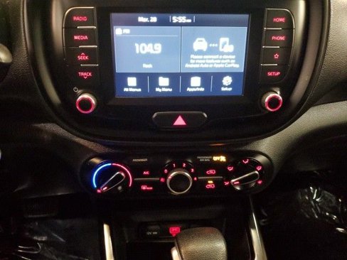 Used 2020 Kia Soul LX image 18