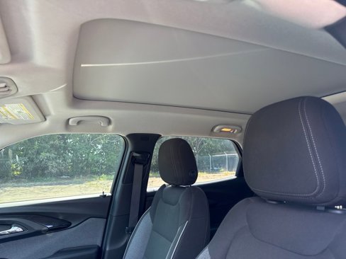 Used 2021 Chevrolet TrailBlazer LT w/ Sun and Liftgate Package image 15