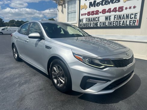 Used 2020 Kia Optima LX image 8