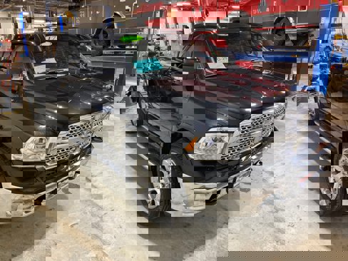 Used 2017 RAM 1500 Laramie w/ Convenience Group image 3