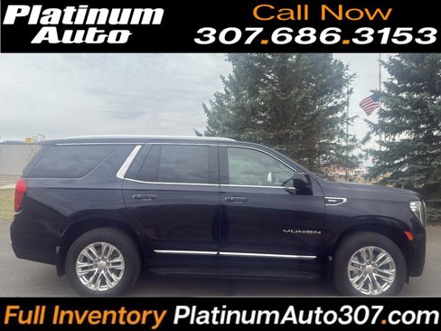 Used 2024 GMC Yukon SLT image 1