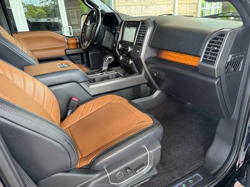 Used 2017 Ford F150 Limited image 29