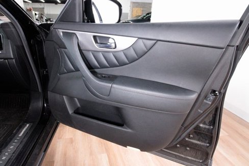 Used 2017 INFINITI QX70 AWD w/ Premium Package image 28