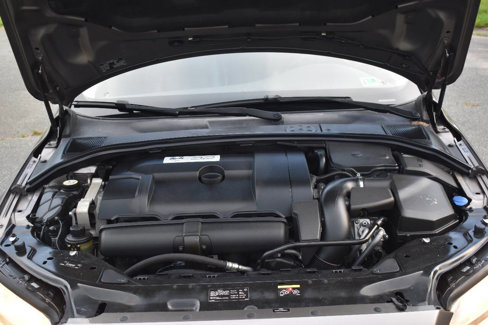 Used 2010 Volvo XC70 3.2 image 31