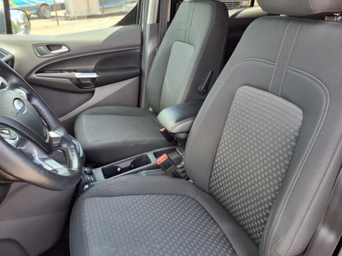 Used 2020 Ford Transit Connect XLT image 3