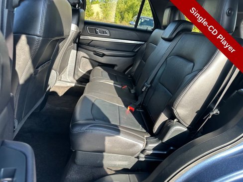 Used 2018 Ford Explorer XLT w/ Equipment Group 202A image 29