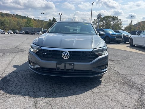 Used 2020 Volkswagen Jetta R-Line w/ R-Line Cold Weather Package image 9