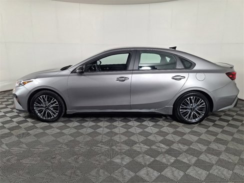 Used 2023 Kia Forte GT-Line image 7