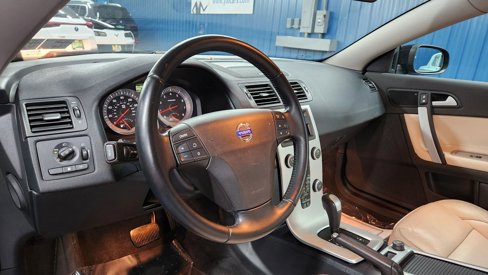 Used 2013 Volvo C70 T5 image 10