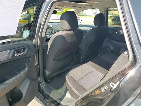 Used 2016 Subaru Outback 2.5i Premium image 29