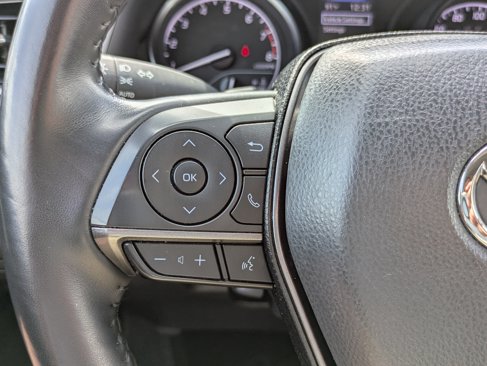 Used 2024 Toyota Camry SE image 20