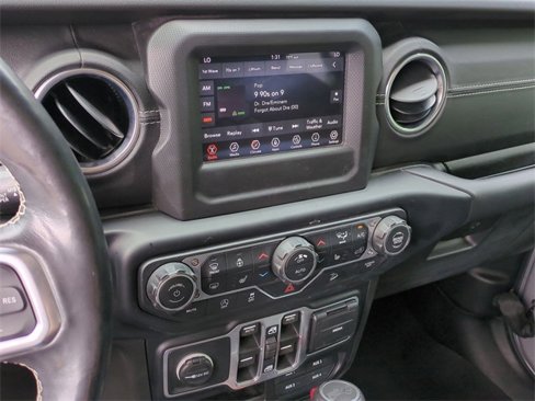 Used 2019 Jeep Wrangler Unlimited Sahara w/ LED Lighting Group image 17