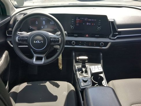 Used 2023 Kia Sportage LX image 13