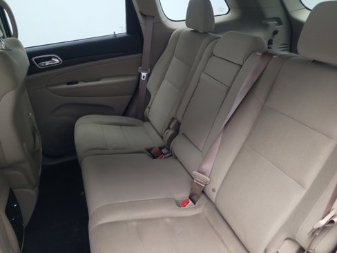 Used 2017 Jeep Grand Cherokee Laredo image 18