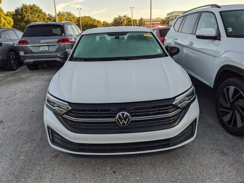 Certified 2023 Volkswagen Jetta Sport image 3