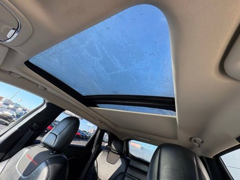 Used 2017 Jeep Cherokee Trailhawk w/ Comfort/Convenience Group image 19