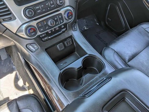 Used 2018 Chevrolet Tahoe LT image 12