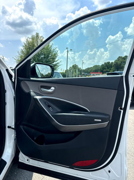 Used 2017 Hyundai Santa Fe Sport image 22