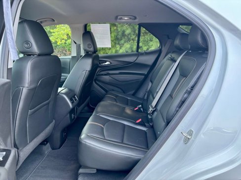 Used 2022 Chevrolet Equinox Premier image 16