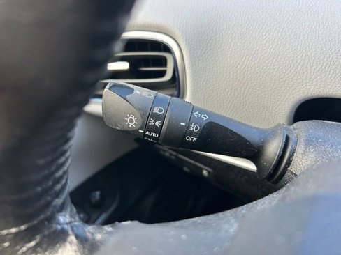 Used 2016 Toyota Prius Four Touring image 20