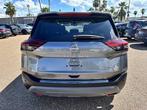 Used 2023 Nissan Rogue SV image 6
