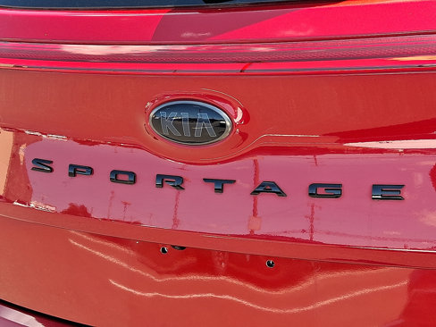 Used 2021 Kia Sportage S w/ S AWD Premium Package image 30