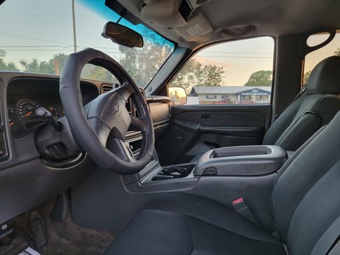 Used 2003 Chevrolet Avalanche 4x4 w/ Suspension Package, Off-Road image 6