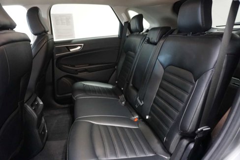 Used 2023 Ford Edge SEL image 13