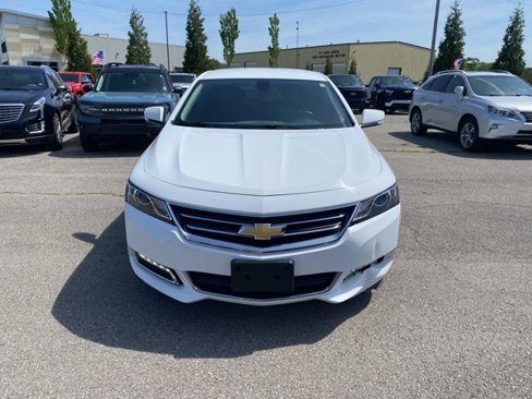 Used 2018 Chevrolet Impala LT w/ LT Convenience Package image 9