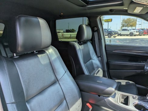 Used 2021 Jeep Grand Cherokee Limited image 31