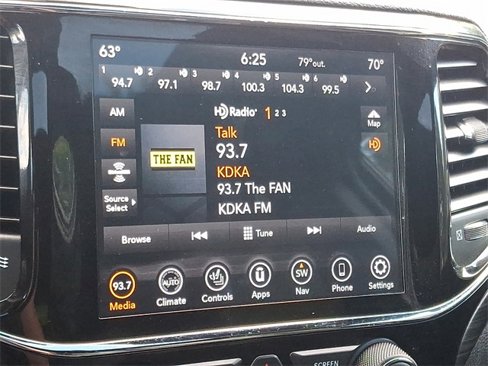 Used 2020 Jeep Grand Cherokee Altitude image 17
