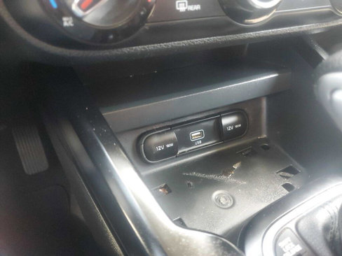 Used 2021 Kia Soul LX image 32