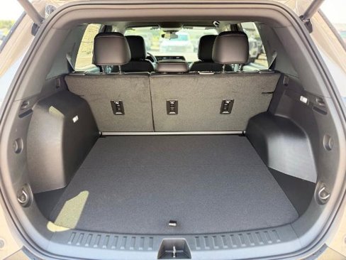 New 2026 GMC Terrain Elevation w/ Elevation Premium Package image 16
