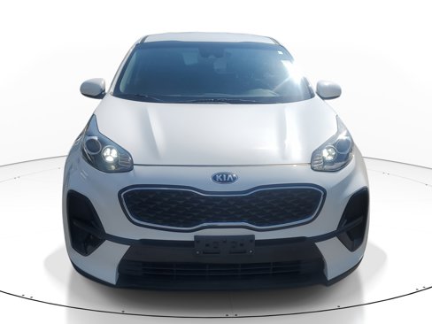 Used 2021 Kia Sportage LX image 2