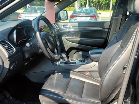 Used 2019 Jeep Grand Cherokee Limited image 12