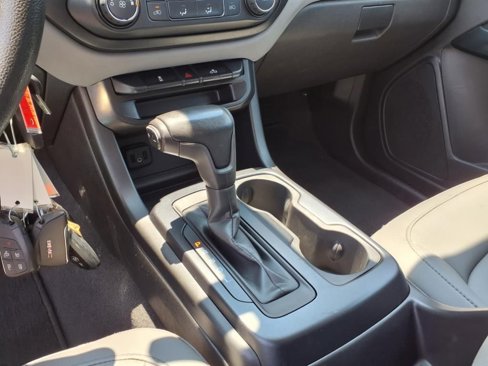 Used 2021 Chevrolet Colorado W/T w/ WT Convenience Package image 24