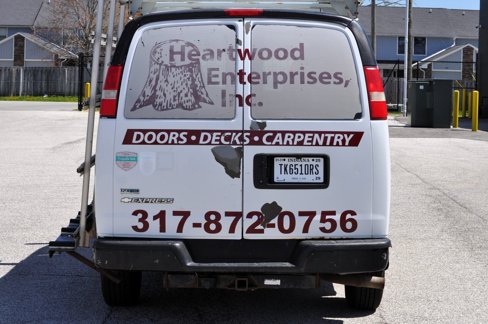 Used 2010 Chevrolet Express 2500 image 6