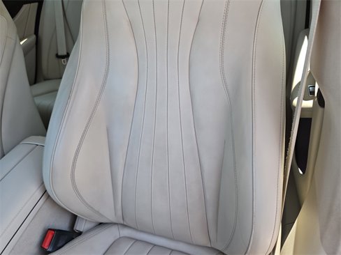 Used 2017 Mercedes-Benz E 300 4MATIC w/ Premium 3 Package image 19