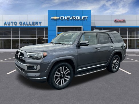 Used 2015 Toyota 4Runner 4WD image 1