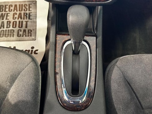 Used 2016 Chevrolet Impala LT image 19