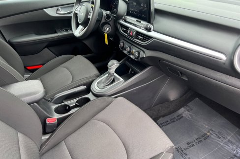 Used 2023 Kia Forte LXS w/ LXS Technology Package image 12