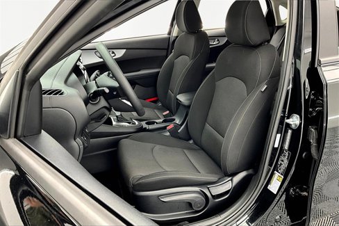 Used 2024 Kia Forte LXS image 25